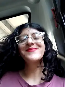 LoveElectra online show from January 2, 2:46 pm