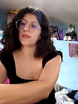LoveElectra online show from April 7, 1:44 pm