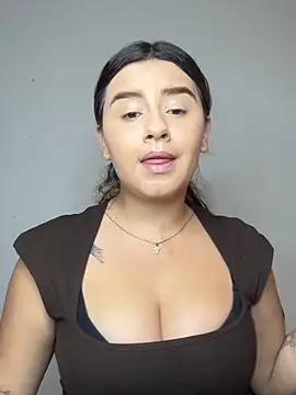 SaraBraun  online show from March 18, 6:00 pm