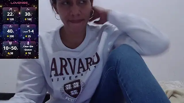 ambarsmith as online show from December 28, 3:04 am