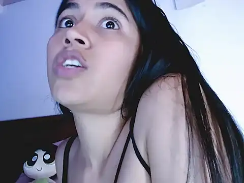 brihanna lena online show from April 4, 10:18 pm