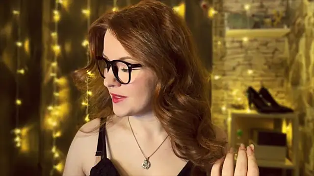 LaurenRossss online show from December 14, 8:51 pm