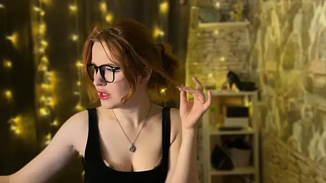 LaurenRossss online show from December 16, 9:41 pm