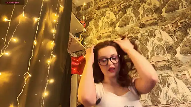 LaurenRossss online show from February 25, 11:33 pm