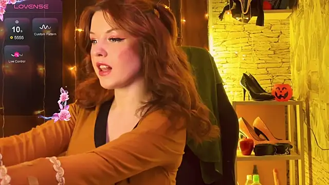 LaurenRossss online show from November 1, 11:40 pm