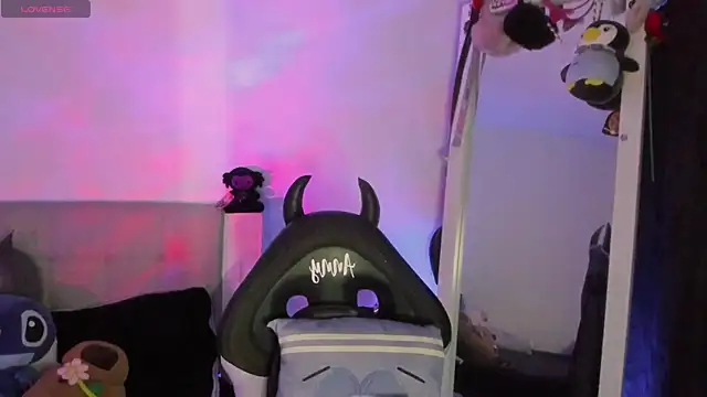 Any Roussee online show from November 29, 3:20 am