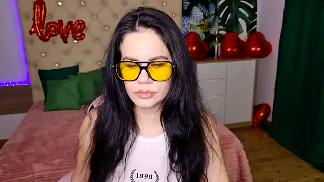 Snapshot of KattieSims chatting on February 16, 7:16 pm KattieSims online show from February 16, 7:16 pm