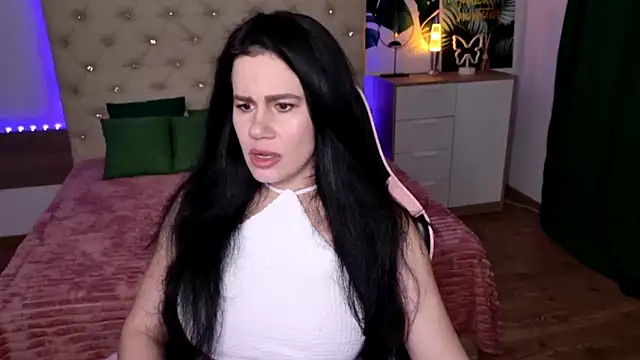 Snapshot of KattieSims chatting on March 12, 8:31 pm KattieSims online show from March 12, 8:31 pm