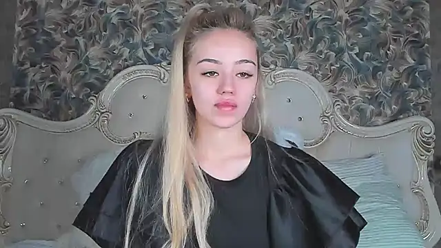 STELLA RICH online show from January 15, 9:51 pm