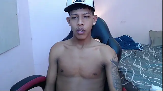 Snapshot of mr_stiven_ chatting on January 4, 9:10 am mr stiven online show from January 4, 9:10 am