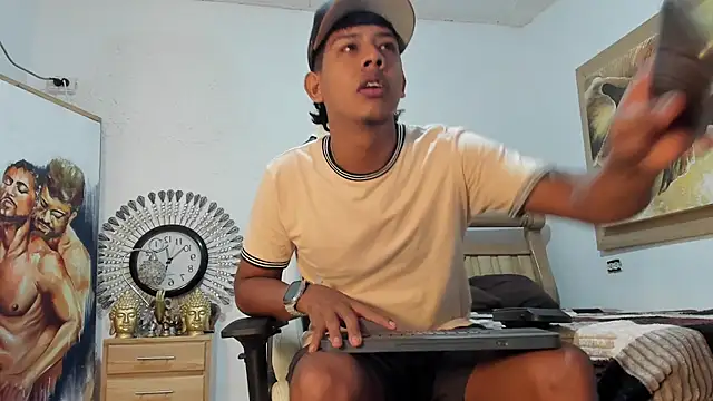 mr stiven  online show from March 26, 6:52 am