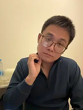 866532 online show from November 29, 2:42 pm