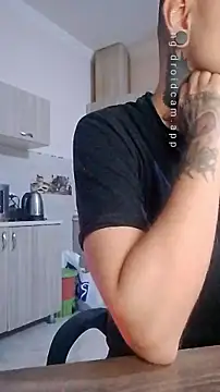 HappyZebra13 online show from December 20, 7:39 pm