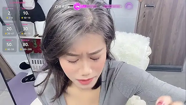 Snapshot of Bella-LL chatting on December 24, 12:11 am Bella-LL online show from December 24, 12:11 am