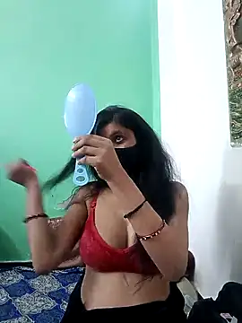 Snapshot of Aafreen_36 chatting on February 15, 9:27 am Aafreen 36 online show from February 15, 9:27 am