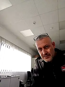 Snapshot of Husoban chatting on November 5, 7:30 am Husoban online show from November 5, 7:30 am