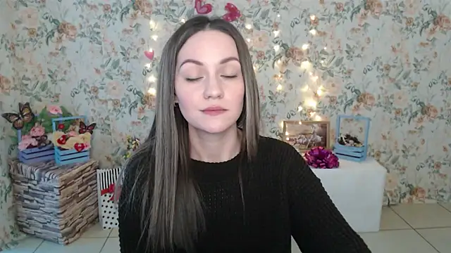 Lina Star S online show from February 11, 6:51 am