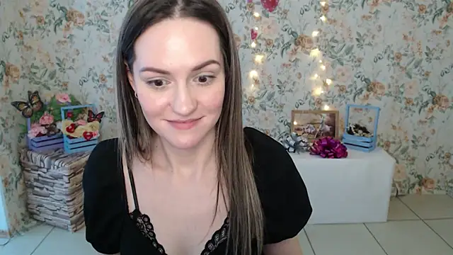 Lina Star S online show from February 12, 9:52 am