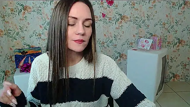 Lina Star S online show from March 11, 7:15 am