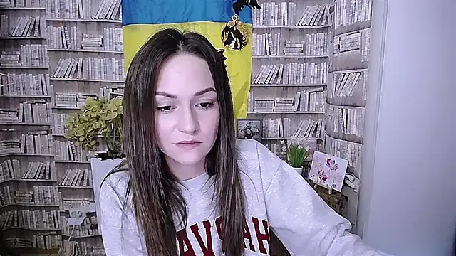 Lina Star S online show from October 26, 8:20 am