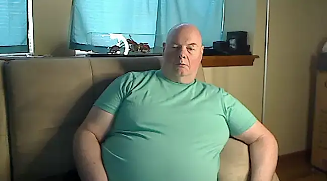 Snapshot of harley99574 chatting on March 20, 5:36 pm harley99574 online show from March 20, 5:36 pm