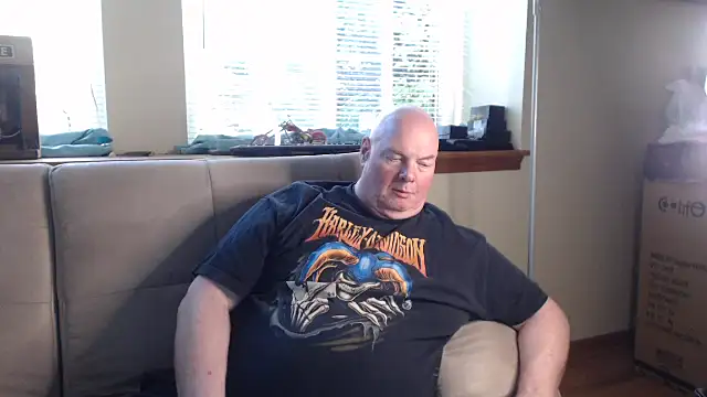 Snapshot of harley99574 chatting on September 13, 8:19 pm harley99574 online show from September 13, 8:19 pm