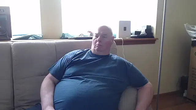 Snapshot of harley99574 chatting on May 17, 8:27 pm harley99574 online show from May 17, 8:27 pm