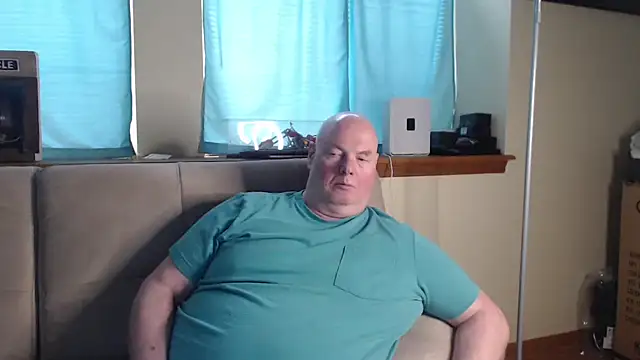 Snapshot of harley99574 chatting on May 23, 1:26 pm harley99574 online show from May 23, 1:26 pm