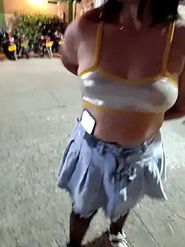 Snapshot of KathaDanger chatting on November 2, 3:42 am KathaDanger online show from November 2, 3:42 am