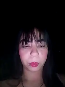 Snapshot of KathaDanger chatting on November 22, 1:37 am KathaDanger online show from November 22, 1:37 am