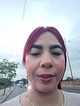 Snapshot of KathaDanger chatting on November 29, 10:24 pm KathaDanger online show from November 29, 10:24 pm