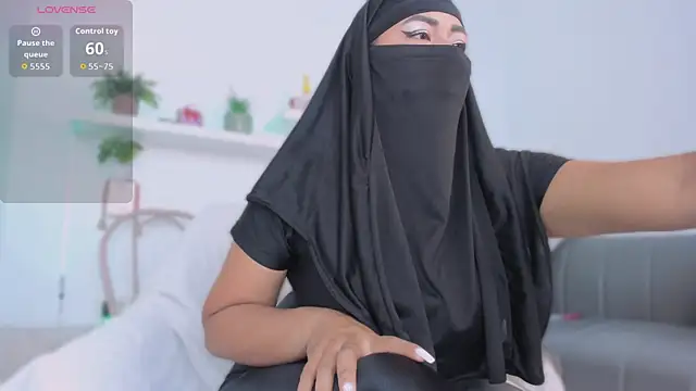 jazmin anbar online show from October 14, 7:03 pm