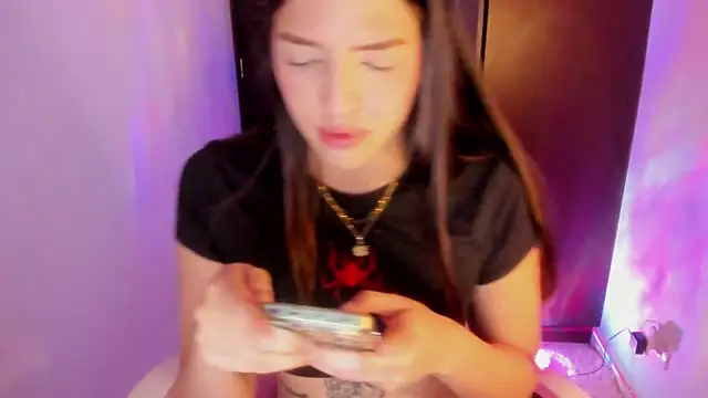 maria mendez  online show from October 21, 4:13 am