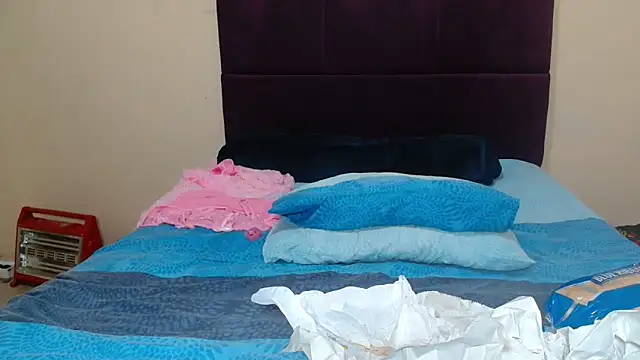 Snapshot of Bbw255 chatting on March 15, 9:59 am Bbw255 online show from March 15, 9:59 am