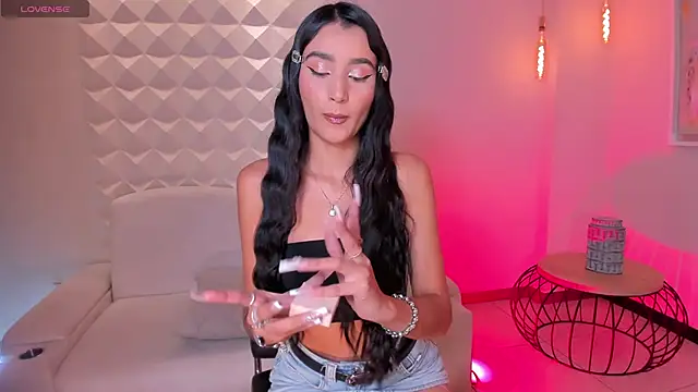 BellaCarteer  online show from January 9, 8:21 pm