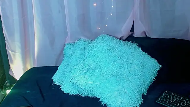 Nicole Brown1126 online show from January 24, 12:20 am