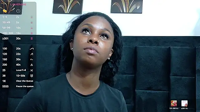 Snapshot of kinkyandsavage chatting on March 4, 7:20 pm kinkyandsavage online show from March 4, 7:20 pm