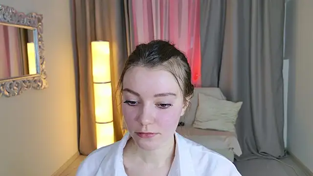 Lana  Cute  online show from February 25, 2:16 pm