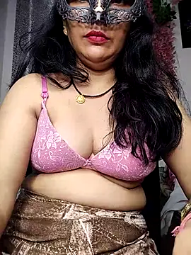 Snapshot of sexy_bhabhi69 chatting on September 24, 10:35 pm sexy bhabhi69 online show from September 24, 10:35 pm