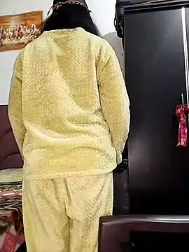 Snapshot of sexy_bhabhi69 chatting on February 1, 4:16 pm sexy bhabhi69 online show from February 1, 4:16 pm