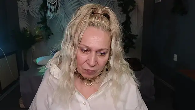 Penelope Pinky online show from January 20, 8:29 pm