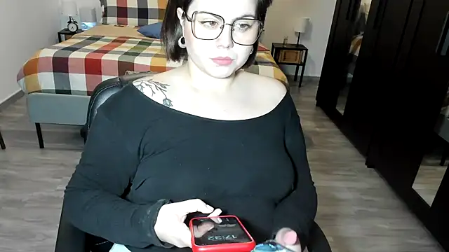 Snapshot of raiazane23 chatting on January 27, 4:33 pm raiazane23 online show from January 27, 4:33 pm