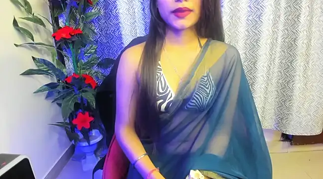 Snapshot of Baby_Zahira chatting on January 3, 8:43 pm Baby Zahira online show from January 3, 8:43 pm