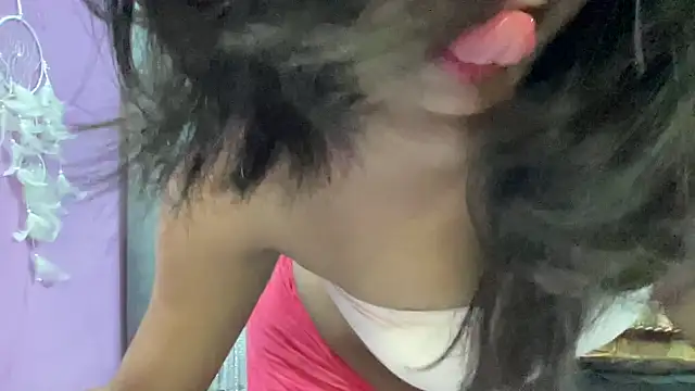 Snapshot of fairyC_for_u chatting on October 22, 7:52 am fairyC for u online show from October 22, 7:52 am