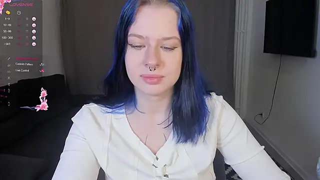 Snapshot of tender_kiitty chatting on February 27, 7:58 pm tender kiitty online show from February 27, 7:58 pm