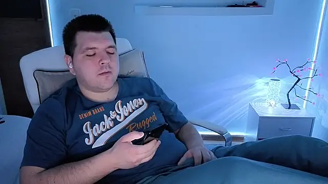 Snapshot of JasonJacks chatting on February 10, 5:55 am JasonJacks online show from February 10, 5:55 am