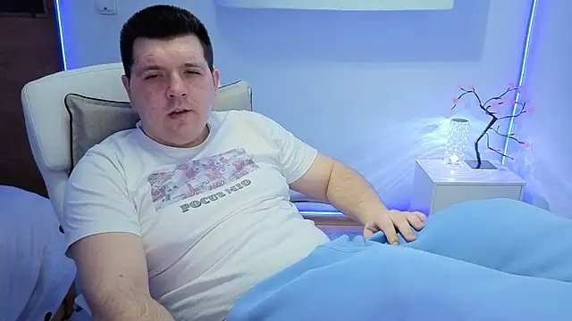 Snapshot of JasonJacks chatting on April 4, 3:05 am JasonJacks online show from April 4, 3:05 am