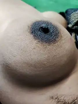 Laxmi bhabhi online show from December 31, 11:49 pm