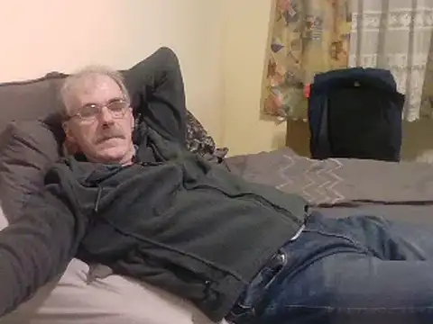 Snapshot of farock chatting on December 19, 7:18 pm farock online show from December 19, 7:18 pm