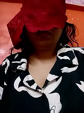 sunita-doll online show from March 24, 1:43 am